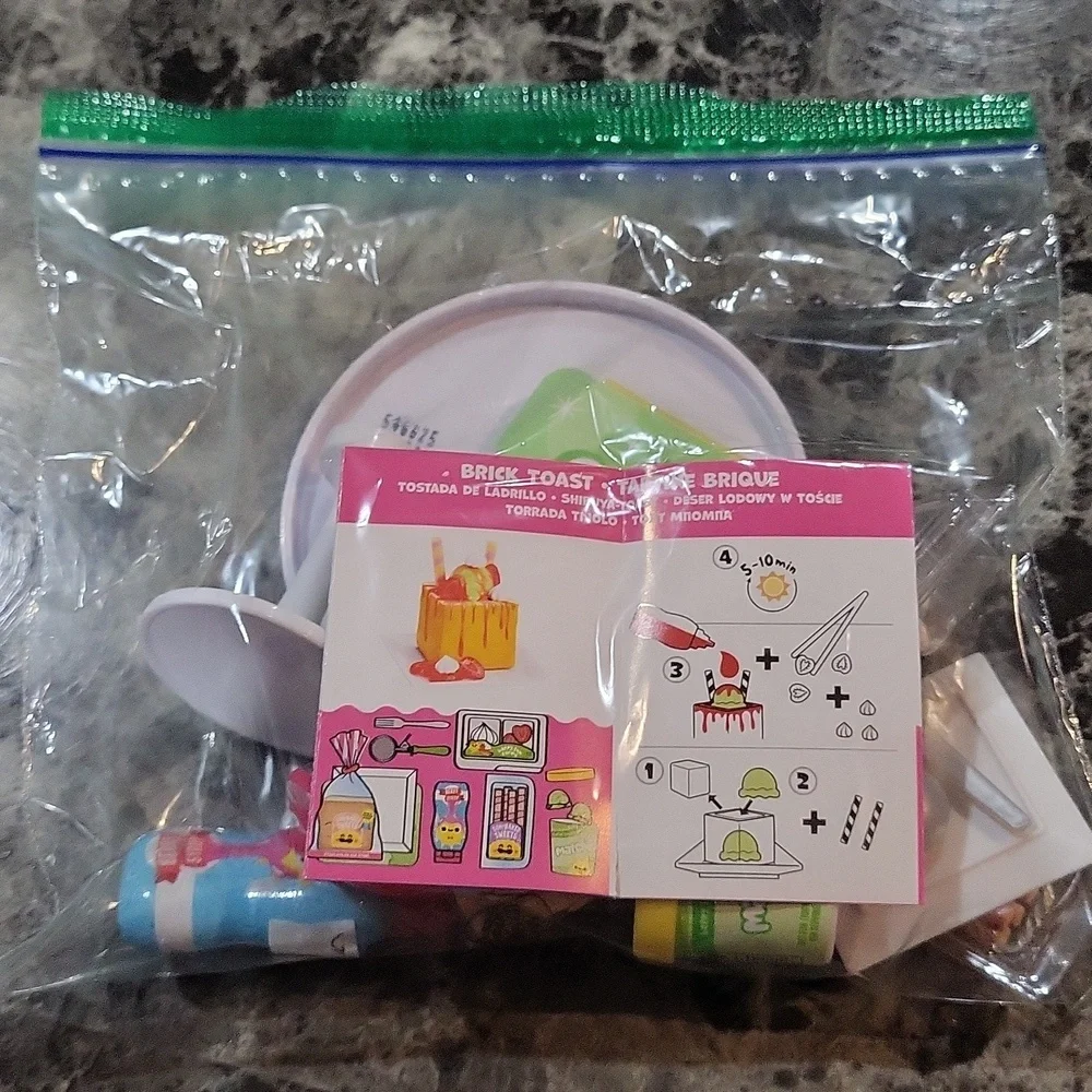 Miniverse Make It Mini Diner Brick Toast
